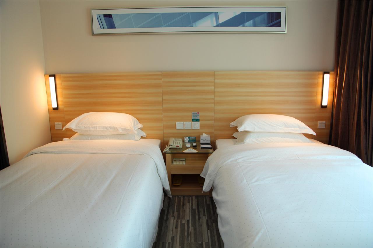 City Comfort Inn North Shenzhen Airport Exterior photo